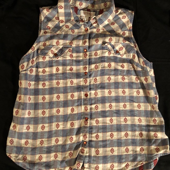 Tops - Shyanne Women's Casper Checkered Print Sleeveless Pearl Snap Western Shirt
